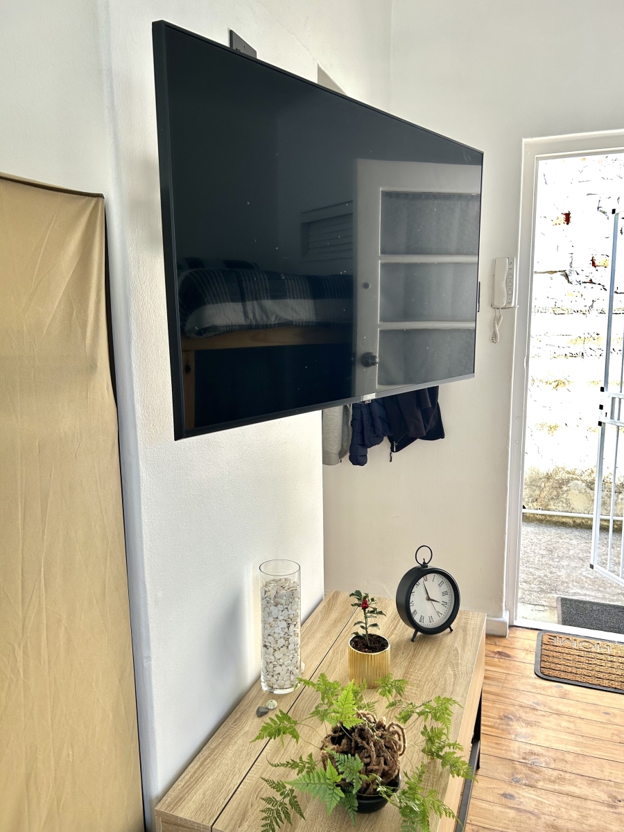 1 Bedroom Property for Sale in Green Point Western Cape